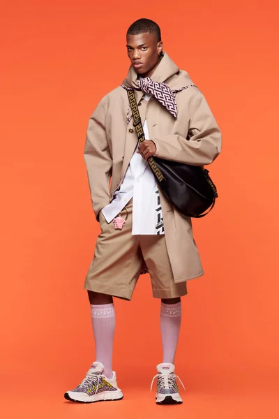Look 19